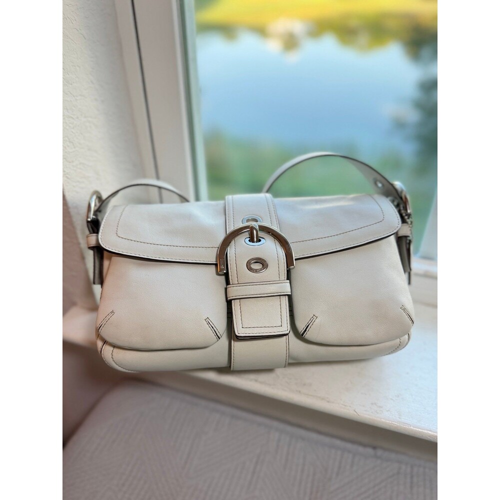 Vintage Coach 2005 White Leather Soho Buckle Flap Double Pocket No. L05S-9434 - Picture 3 of 12